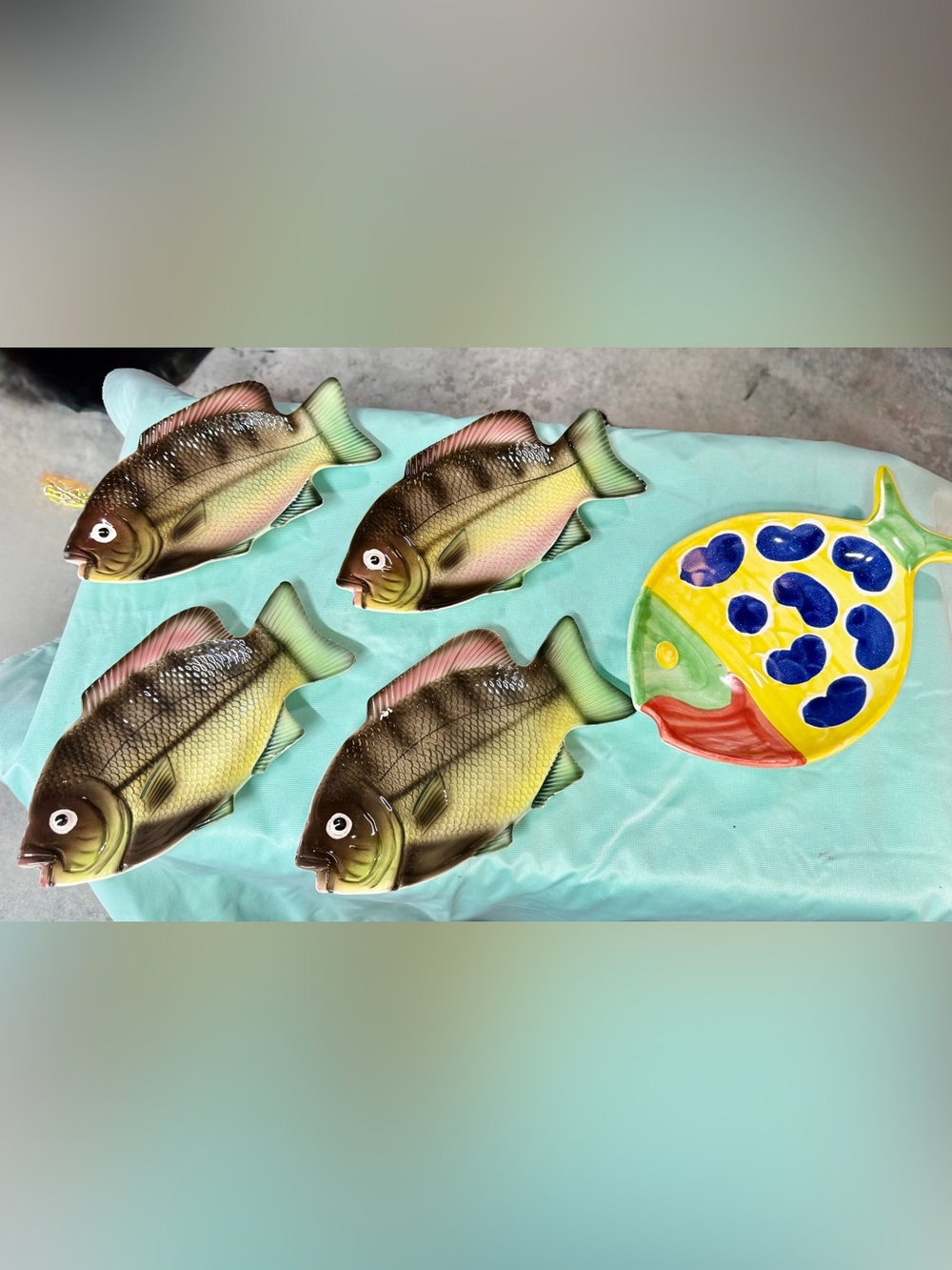 Hand-Painted Ceramic Fish Serving Platter Set in Yellow and Brown